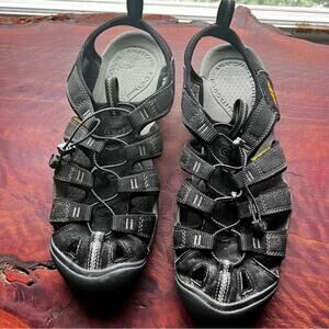 Keen Black Outdoor Sandals Men’s Size 10.5